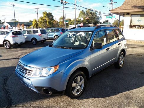 Used 2011 Subaru Forester 2.5X w/ Alloy Wheel Value Pkg image 7