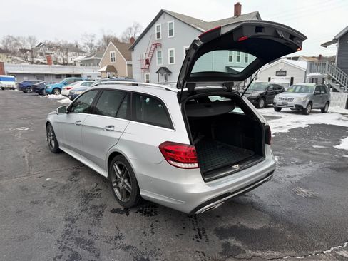 Used 2014 Mercedes-Benz E 350 4MATIC Wagon image 14