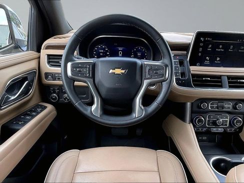 Used 2024 Chevrolet Tahoe Premier AWD/4WD image 5