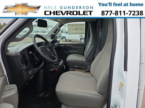 New 2025 Chevrolet Express 3500 w/ Power Convenience Package RWD image 17