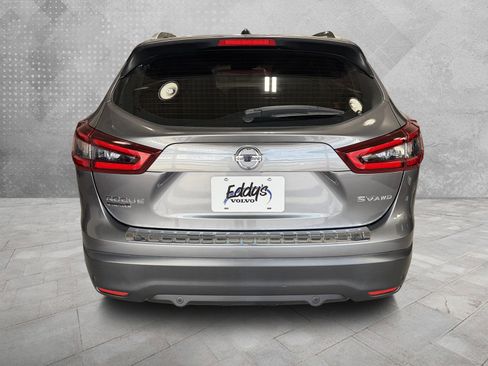 Used 2020 Nissan Rogue Sport SV w/ Technology Package image 4