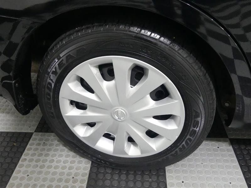 Used 2019 Nissan Versa SV FWD image 16