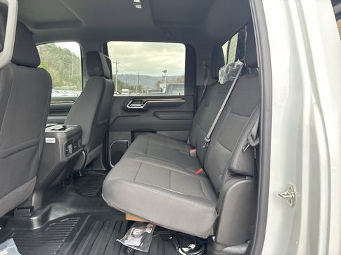 New 2026 Chevrolet Silverado 3500 LT w/ Convenience Package image 24