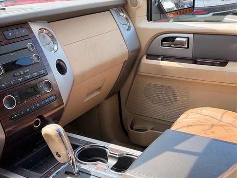 Used 2012 Ford Expedition XLT AWD/4WD image 7