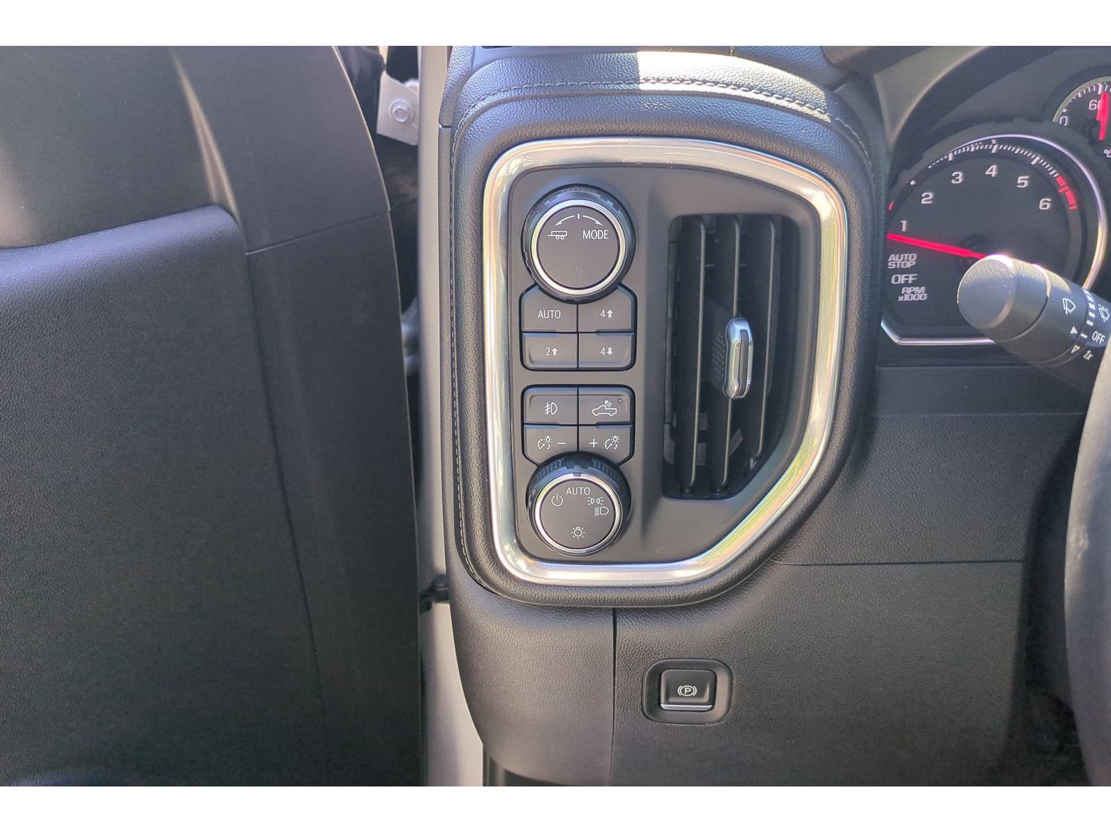 Used 2020 Chevrolet Silverado 1500 RST w/ All-Star Edition AWD/4WD image 19