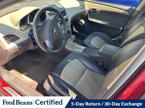 Used 2011 Chevrolet Malibu LTZ FWD image 16