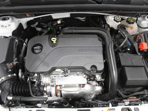 Used 2024 Chevrolet Malibu RS w/ LPO, Floor Liner Package image 19