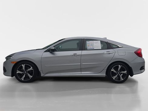 Used 2017 Honda Civic Touring image 6