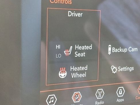 Used 2020 Jeep Cherokee Latitude Plus w/ Cold Weather Group image 25