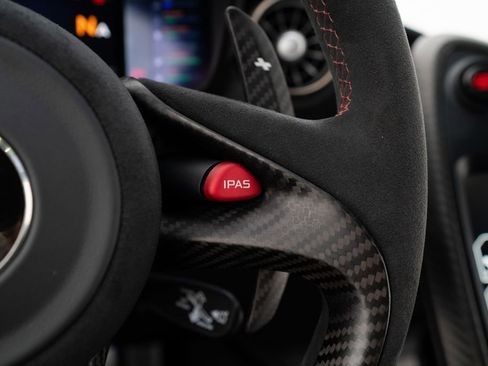 Used 2015 McLaren P1 RWD image 15