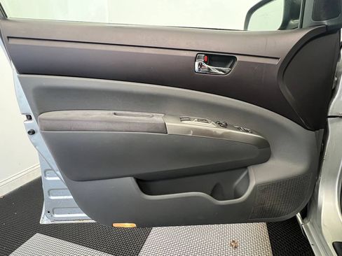 Used 2005 Toyota Prius image 7