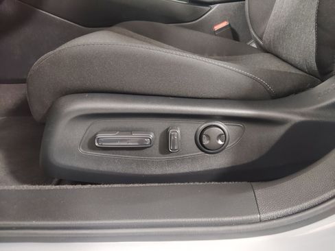 Certified 2025 Honda Accord SE image 13