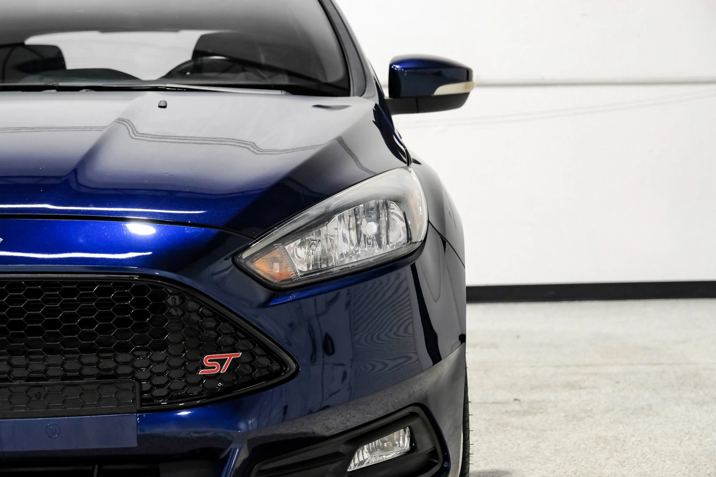 Used 2017 Ford Focus ST FWD image 55