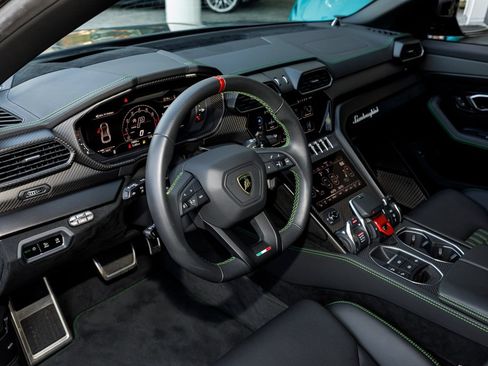 Used 2023 Lamborghini Urus Performante AWD/4WD image 55