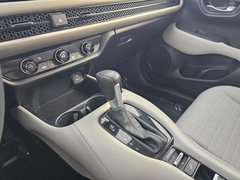 Used 2023 Honda HR-V LX image 24