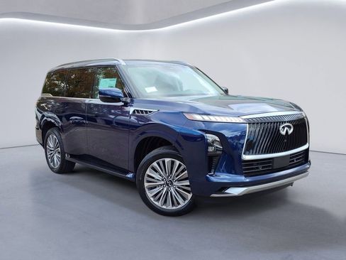 New 2025 INFINITI QX80 Luxe image 2