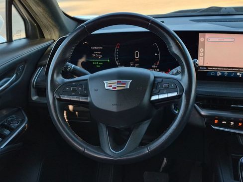 Used 2024 Cadillac XT4 Premium Luxury AWD/4WD image 12