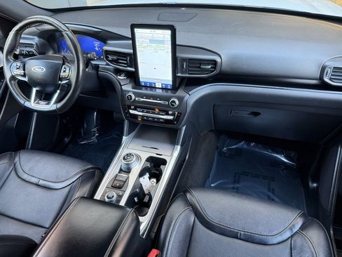 Used 2020 Ford Explorer ST w/ Premium Technology Package image 28
