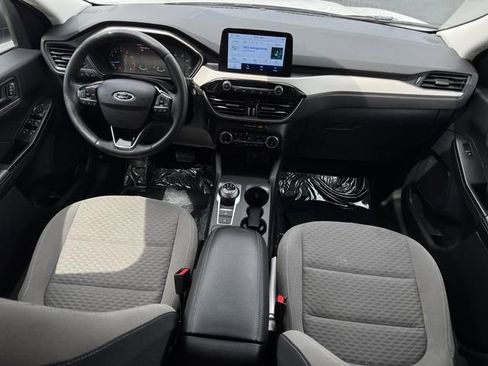 Used 2022 Ford Escape SE w/ Convenience Package AWD/4WD image 4