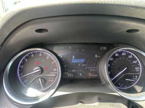 Used 2019 Toyota Camry XLE w/ Driver Assist Package image 12