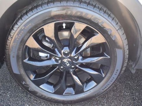 Used 2020 Kia Sorento EX FWD image 50