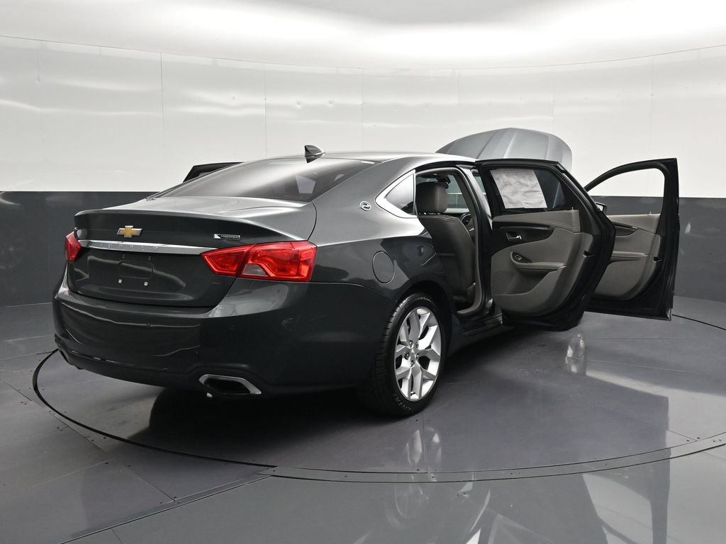 Used 2018 Chevrolet Impala Premier FWD image 39