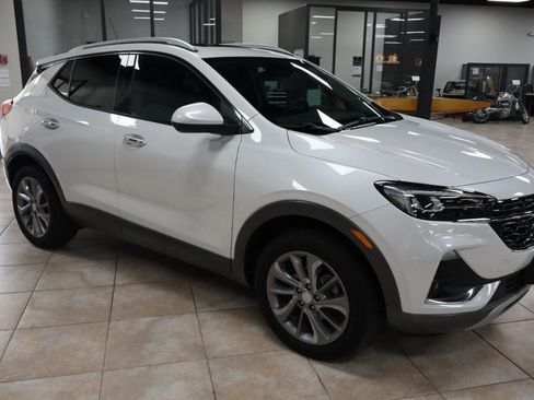 Used 2023 Buick Encore GX Essence w/ Experience Buick Package AWD/4WD image 7