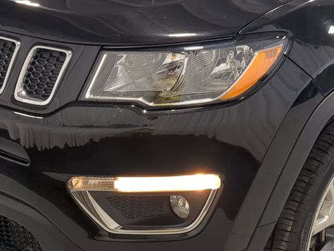 Used 2020 Jeep Compass Limited AWD/4WD image 14