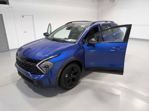 Used 2025 Kia Sportage X-Line w/ Premium Package image 16