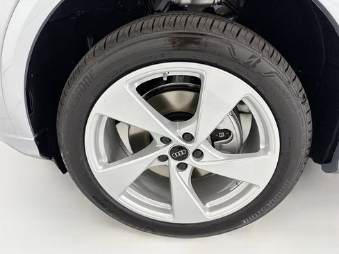 Used 2026 Audi Q5 Premium Plus w/ Premium Plus AWD/4WD image 29