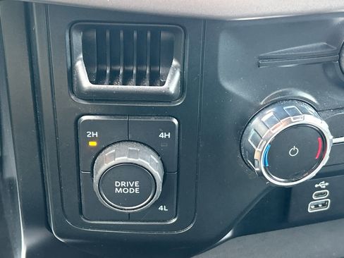 Used 2025 Ford F150 XLT w/ Equipment Group 301A Standard image 41