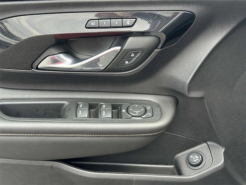 Used 2024 GMC Terrain AT4 w/ Infotainment Package II image 35