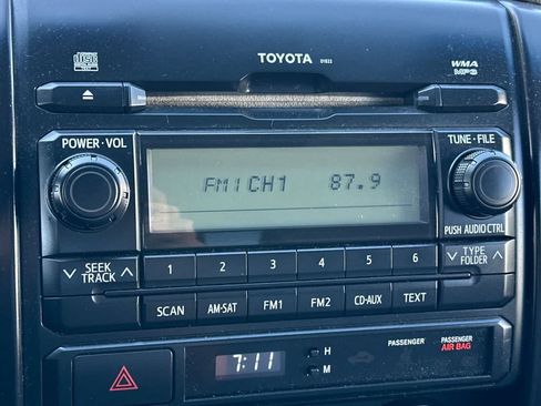 Used 2012 Toyota Tacoma 2WD Regular Cab image 17