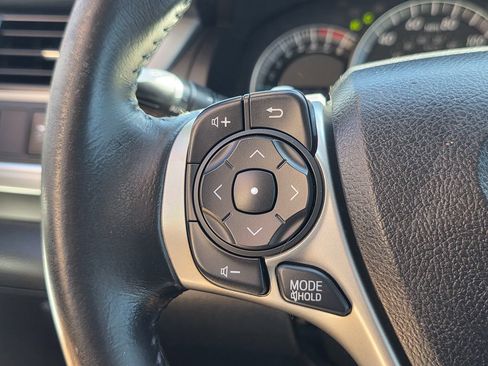 Used 2014 Toyota Camry SE FWD image 29