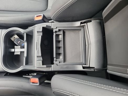 Used 2020 Subaru Forester Limited image 20