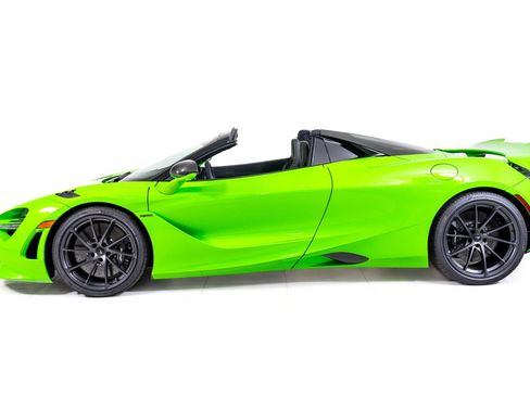 New 2027 McLaren 750S Spider RWD image 2