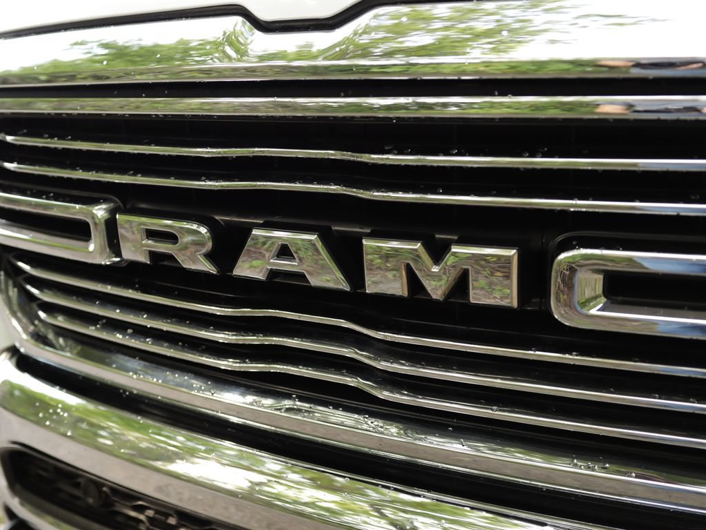 Used 2020 RAM 1500 Laramie AWD/4WD image 42