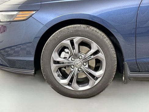 Used 2023 Honda Accord EX image 29