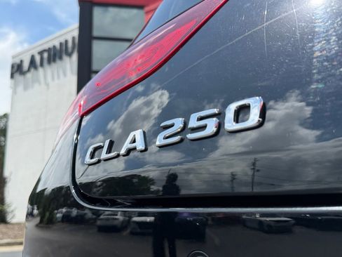 Used 2021 Mercedes-Benz CLA 250 4MATIC w/ Premium Package image 8