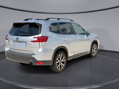 Used 2019 Subaru Forester Limited AWD/4WD image 11