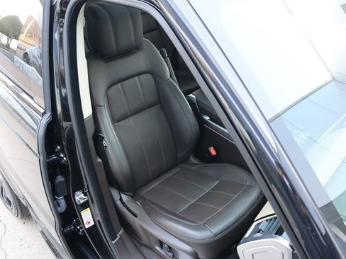 Used 2019 Land Rover Range Rover Sport Supercharged image 35