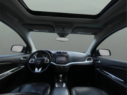 Used 2014 Dodge Journey R/T w/ Flexible Seating Group FWD image 12