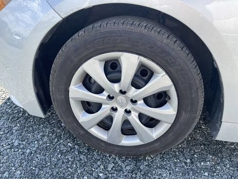 Certified 2024 Toyota Corolla LE FWD image 7