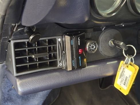 Used 1987 Porsche 911 Carrera image 16