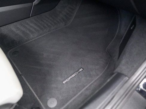 Used 2019 Porsche 911 Turbo S image 21