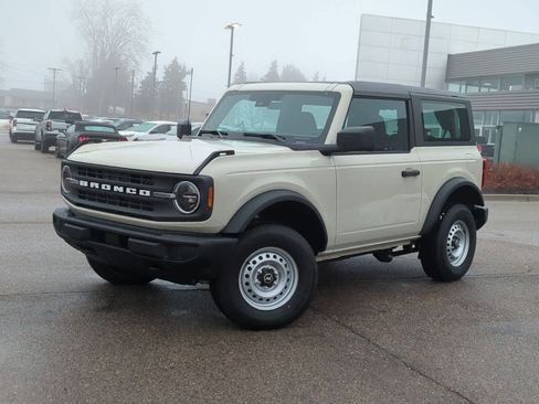 Used 2025 Ford Bronco 2-Door image 1