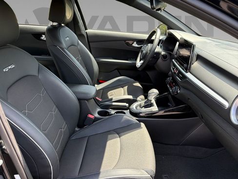 Used 2023 Kia Forte GT-Line FWD image 7