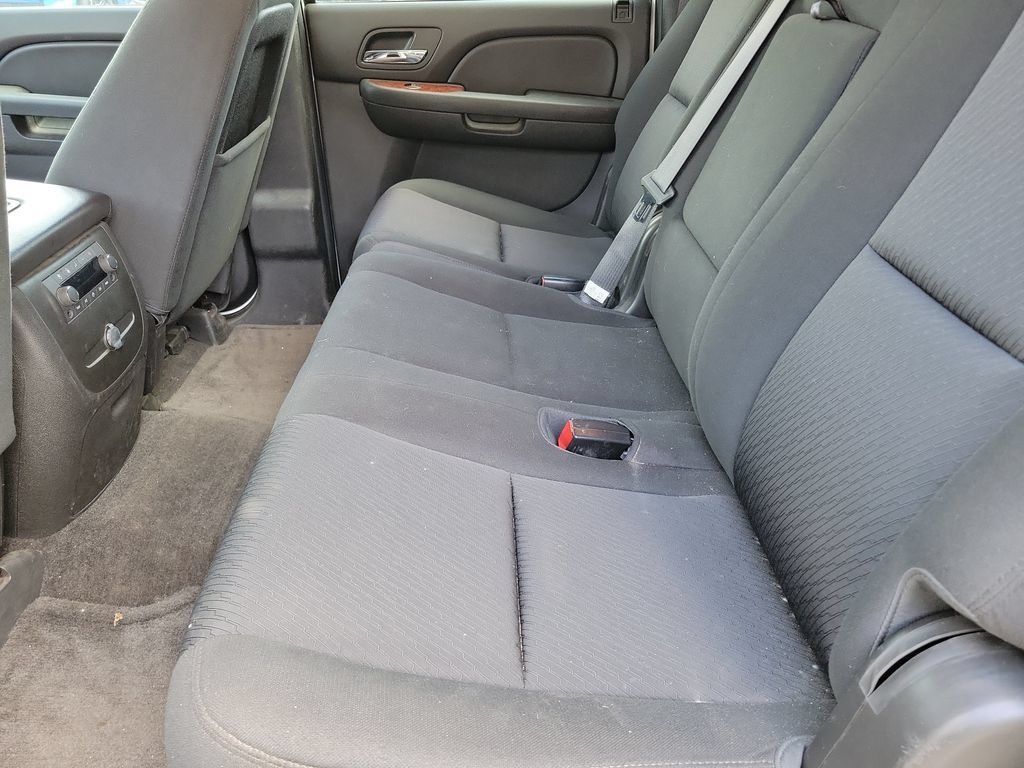 Used 2013 Chevrolet Suburban LS AWD/4WD image 13