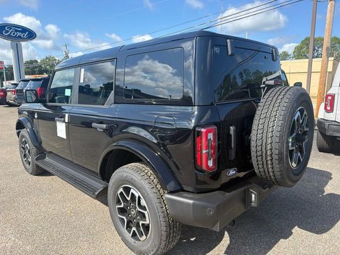 New 2026 Ford Bronco Outer Banks AWD/4WD image 4