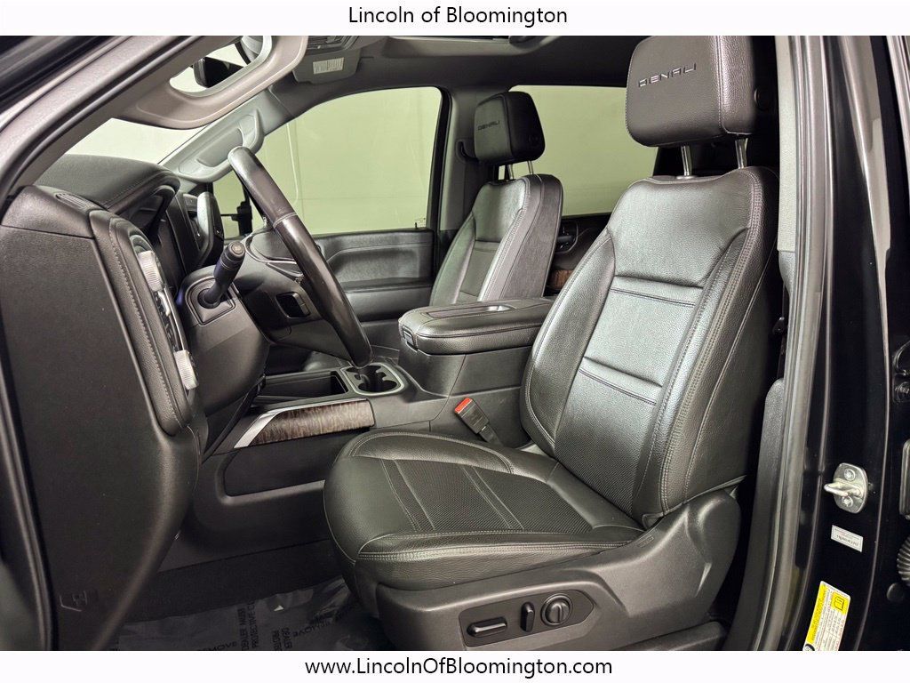 Used 2020 GMC Sierra 2500 Denali w/ Denali Ultimate Package AWD/4WD image 16